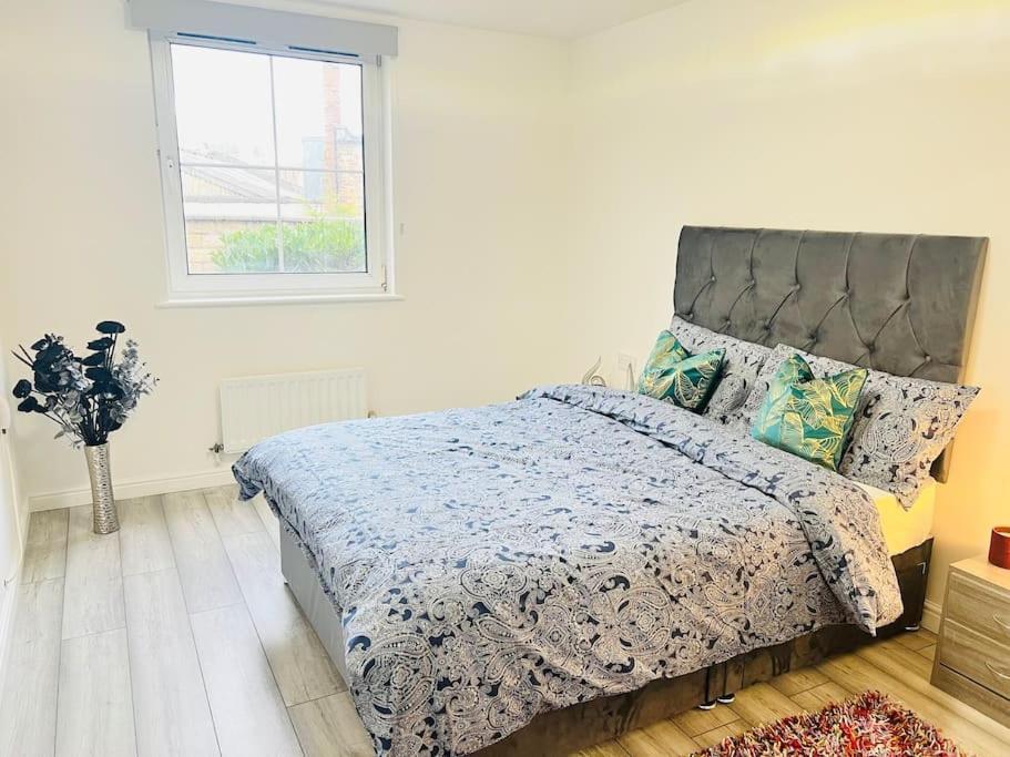 Superb 2 Bedroom Apartment With Free Parking Edinburgh Buitenkant foto